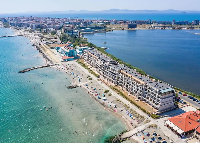 Апартамент Cosher - Gardenia Palace 9 Free Parking *