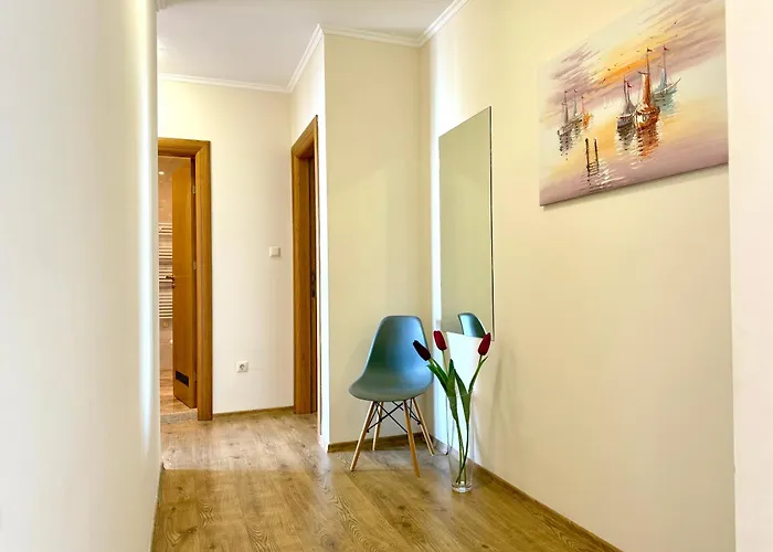 Апартамент Cosher - Gardenia Palace 9 Free Parking *